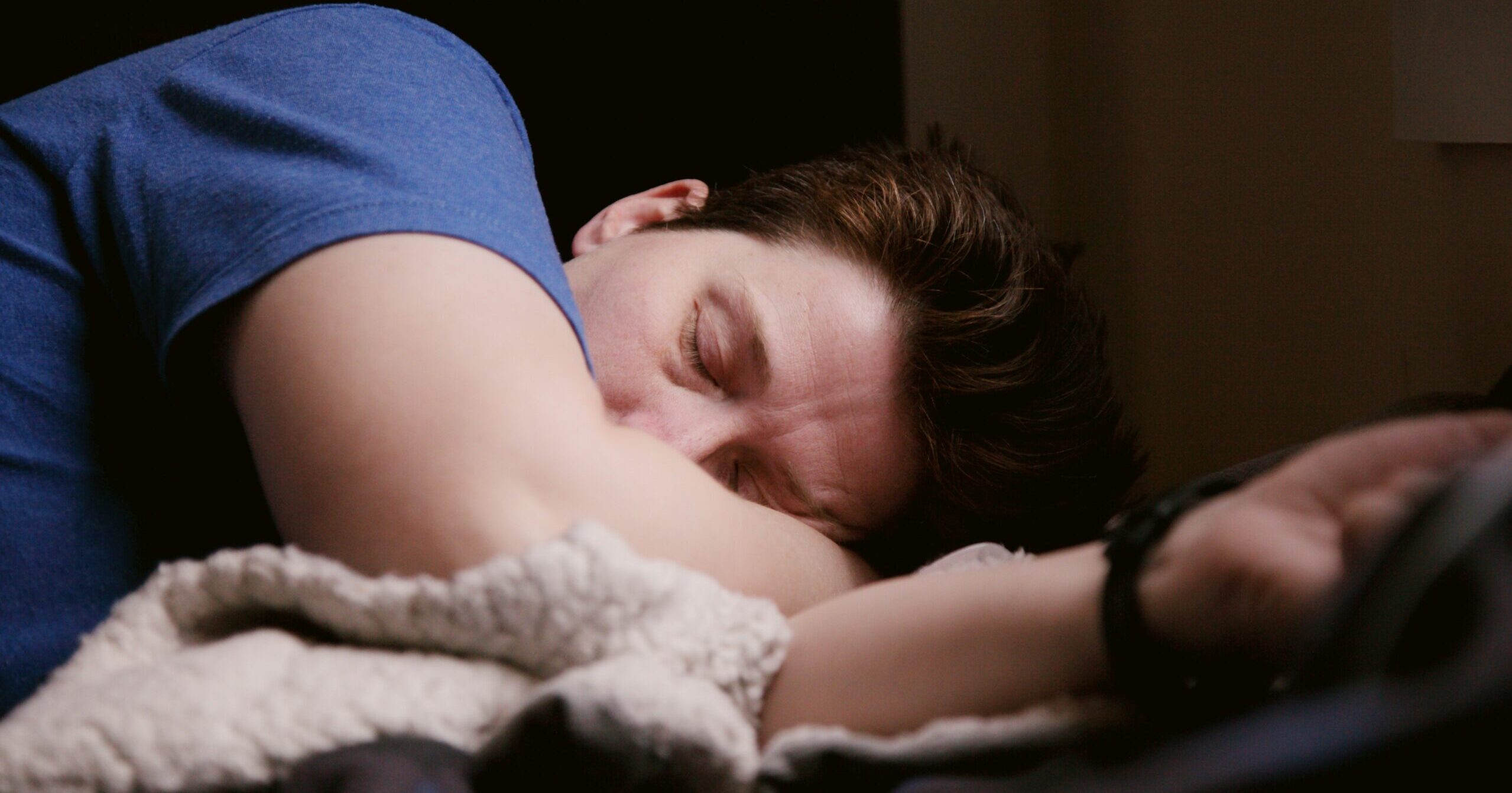 How Poor Sleep Can Affect Your Health and 10 Effective Ways to Combat It